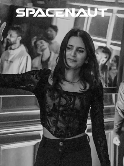 A moment of peace on the dance floor. It's not just about high energy, it's about the vibe.