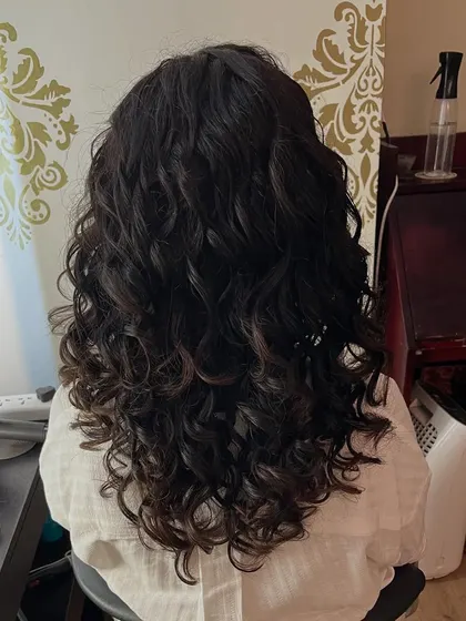 The back view shows how the layers add volume without sacrificing length.