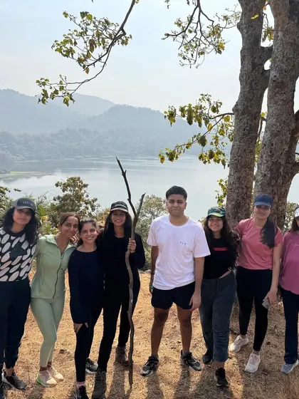 Another happy group shot from our nature outing. Taking our practice and our community into the great outdoors is always a rejuvenating experience.