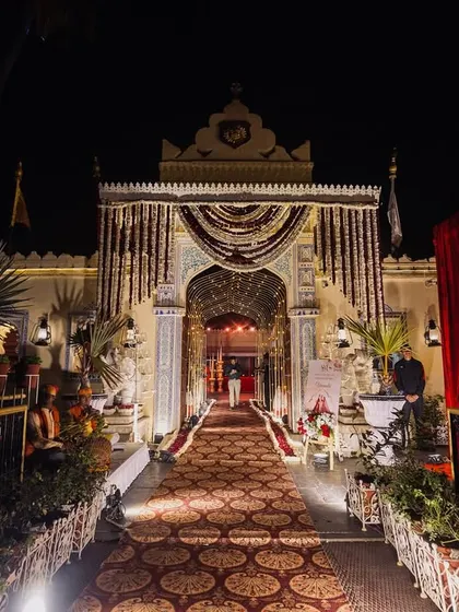 A stunning view of the royal entrance at Jagmandir Island Palace, where love stories begin amidst grandeur and heritage.