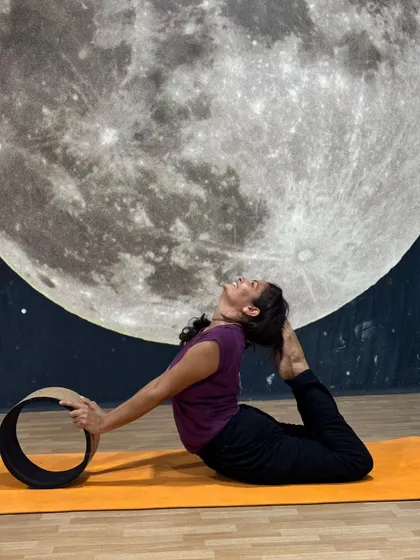 The yoga wheel is a wonderful tool for opening the heart and shoulders, as demonstrated in this beautiful Rajakapotasana (King Pigeon Pose).