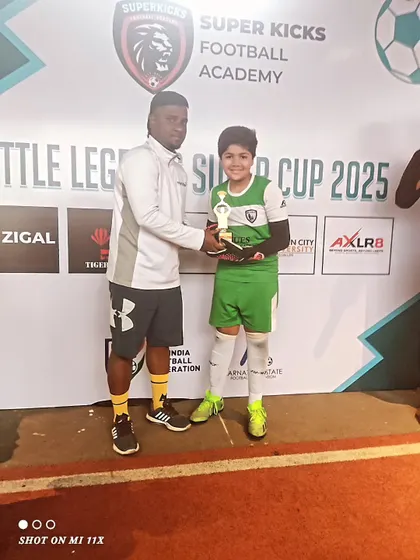 Congratulations to Abdullah, awarded the U12 Best Goalkeeper of the Tournament for his fearless performance and outstanding saves in the Little Legends Super Cup.