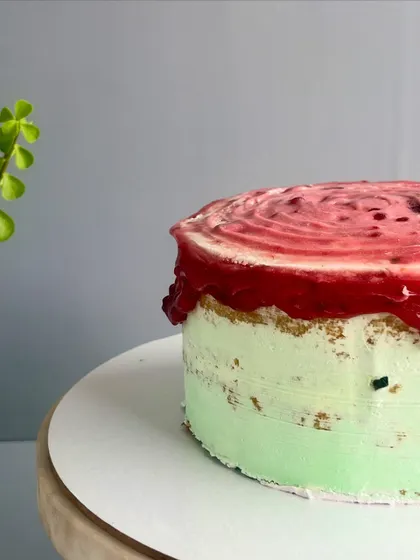 This Raspberry Basil Naked Cake is one of my most surprising flavor combinations. A soft basil vanilla sponge is layered with white chocolate cream and a tangy raspberry compote. It’s fresh, light, and absolutely delicious.