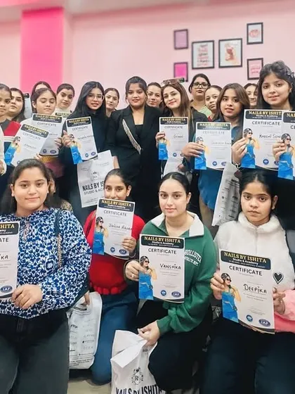 Masterclass 5.0 was a huge success, all thanks to the passion and dedication of every student who attended. It was an unforgettable day of learning and creativity.