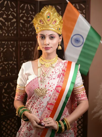 A powerful portrait of our Bharat Mata look for Independence Day.