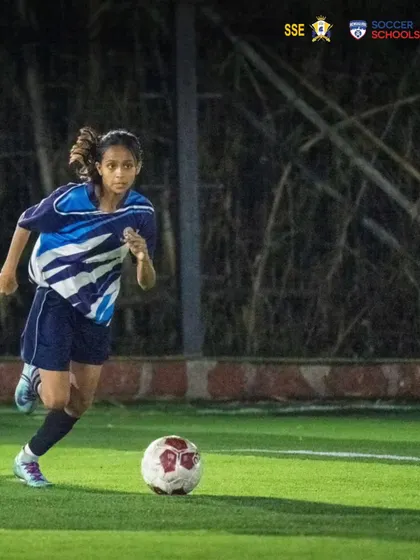 Our player Nizh Kapadia demonstrating her dribbling skills during a night training session. Her hard work translated to 4 goals in 5 matches at the SGFI Nationals.