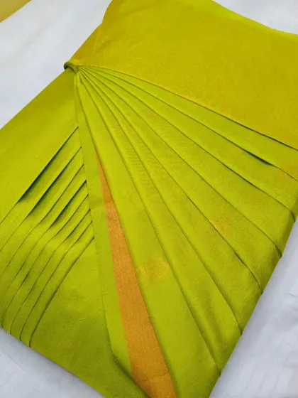 This lime green saree is another example of how you can drape a saree like a pro in less than five minutes with my help.