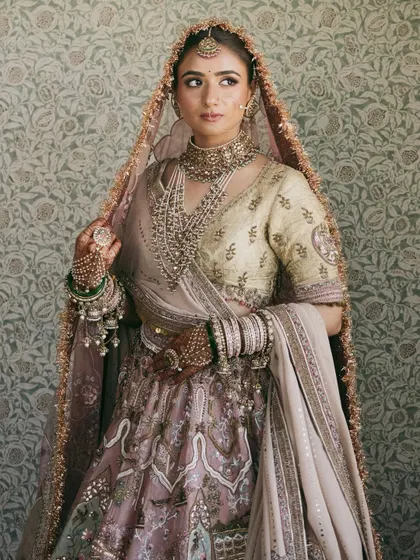 The way the light catches the details of Vasav's dupatta and jewelry is just magical. Her makeup was kept soft and radiant to match this ethereal vibe.