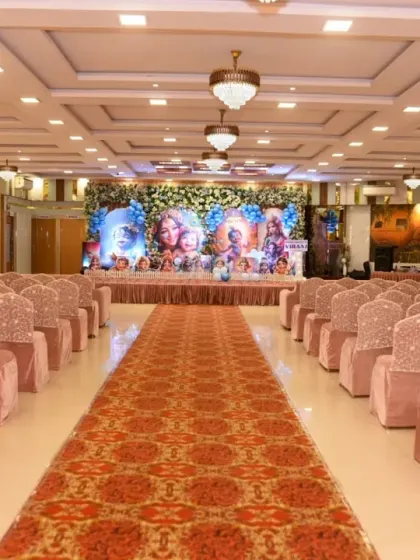 A straight-on view of the hall, showing the symmetry of the setup.