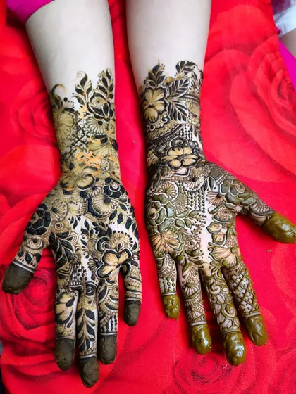 A beautiful custom design requested by a client. The mix of floral and leafy patterns is stunning.