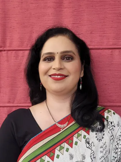 A classic smokey eye with a bold red lip, created for my beautiful mother. This timeless combination is perfect for formal dinners, weddings, and festive occasions.