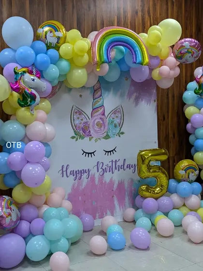 Another angle of the magical unicorn party, highlighting the beautiful blend of pastel colors in the balloon arch.