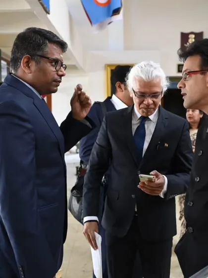 Another view of the intense discussion at the Defence Services Staff College. Engaging with sharp minds like these is always a stimulating experience.