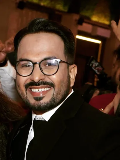 A great smile and a confident look for the wedding reception. My grooming service includes subtle makeup that enhances features and looks fantastic in candid photos, capturing the genuine joy of the celebration.