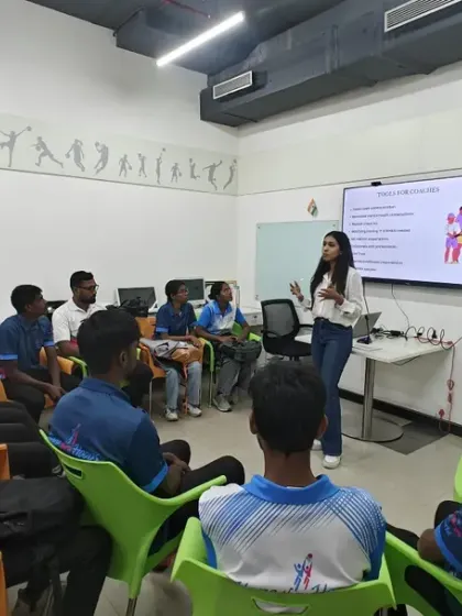 Our Lead Sport Psychologist presenting to the coaches of Hi 5 Youth Foundation. The session covered how to recognize signs of mental health concerns and create a supportive environment for players.