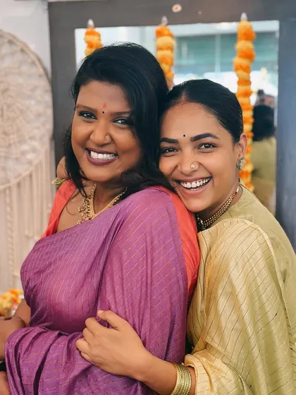 More smiles from our Dasara get-together. I love seeing my friends and clients shining in their festive wear.