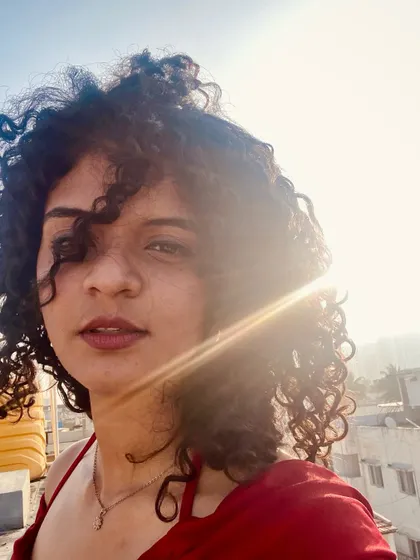 A sunny rooftop selfie. I'm always reminding myself, "It's not that serious". That's the energy I try to bring to my life and my music.