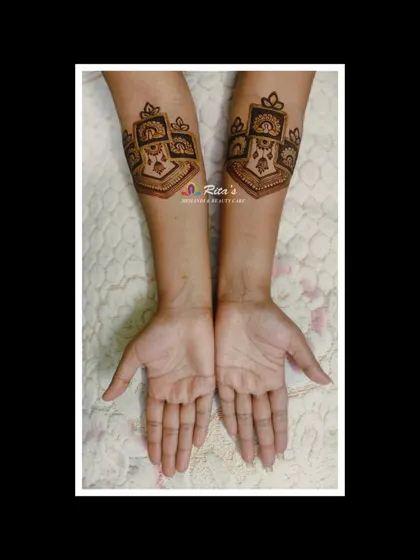 The completed back-of-arm design, showing how the simple startup bands are built upon to create a full and elegant look.