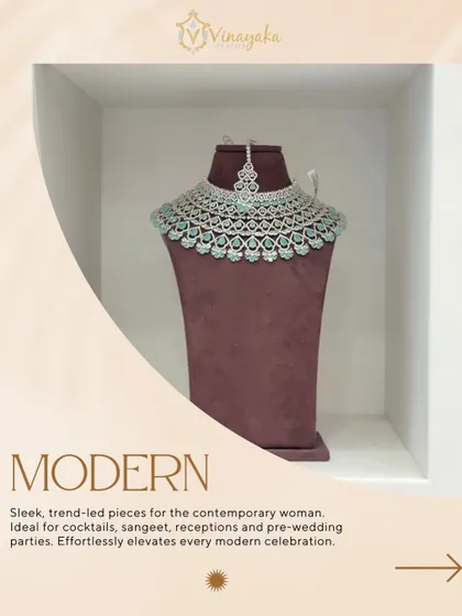 This modern, sleek diamond-look necklace is for the contemporary bride. The clean design and sparkling AD stones make it ideal for cocktails, sangeet nights, or reception parties.
