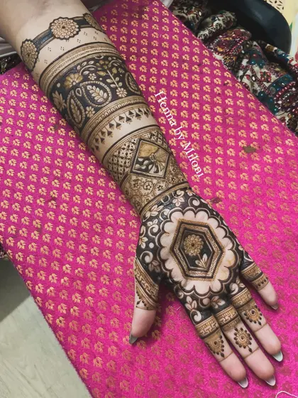 For brides who prefer no figures, this design offers full coverage with rich, intricate patterns, including paisleys, florals, and geometric bands.