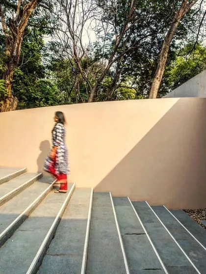 Our designs foster moments of spontaneous interaction and repose. Here, the sunken courtyard of the Kasturbhai Lalbhai Museum in Ahmedabad becomes an informal amphitheater, where the interplay of light, shadow, and landscape creates a dynamic social space.