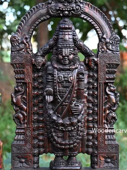 A detailed shot of the second wax brown Balaji statue, showcasing the consistent quality and craftsmanship across our works.
