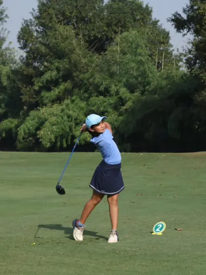A great action shot of Aaradhya's swing during the USKIDS Championship.