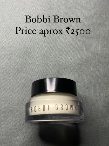 Bobbi Brown's Vitamin Enriched Face Base is both a moisturizer and a primer. It nourishes the skin while helping your makeup apply smoothly and last longer.