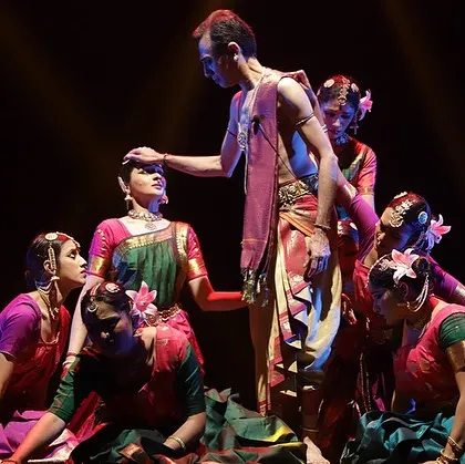 Dance can be a powerful medium to talk about important issues. In our production "Ṛtú Vismruti," my ensemble and I explored the theme of climate change, a moment of storytelling where I bless a student, symbolizing the passing of knowledge and responsibility.