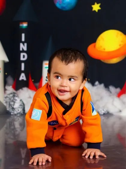 An astronaut exploring a new frontier. This ISRO-themed space shoot is perfect for little dreamers who reach for the stars.