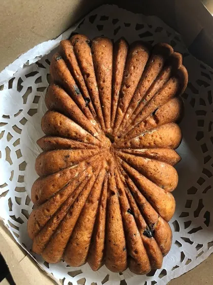 I'm making a limited batch of these simple and delicious tea cakes. They are not too sweet and are a nice change from heavy desserts, perfect with a cup of chai.