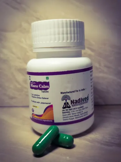 A closer look at the Mana Calm capsules. These are designed to help with stress, insomnia, and mild to moderate anxiety, offering a neuroprotective action without side effects.