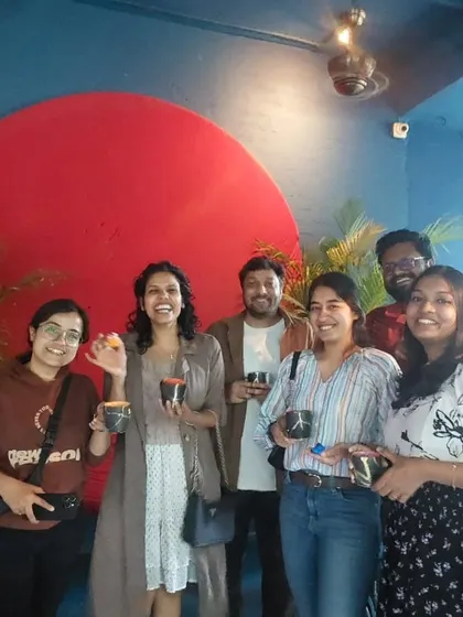 A happy group from our Kintsugi workshop, holding up their beautifully repaired mugs. A great weekend activity to do with friends.