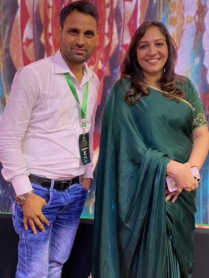 Another respected artist I had the pleasure of meeting at the Mumbai event. The mehandi community is full of wonderful, creative people.