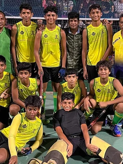 Another great win for the St. Stanislaus team, this time at the Willingdon Catholic Gymkhana Rink Hockey tournament. Jordan was named Player of the Final.