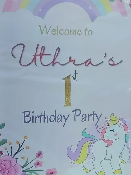 A unicorn-themed welcome sign with marquee-style lights. This greets guests with a touch of sparkle and sets the theme from the very beginning.