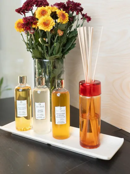 Our new Ginza Reed Diffuser Set, available in all 23 signature fragrances. Each set includes a 200ml diffuser oil bottle, perfect for creating your desired ambiance.