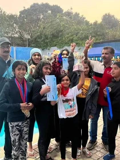 Our swimmers celebrate a successful meet at the PAC Inter Club Non Medalist event, bringing home 8 Golds, 6 Silvers, and 3 Bronze Medals.