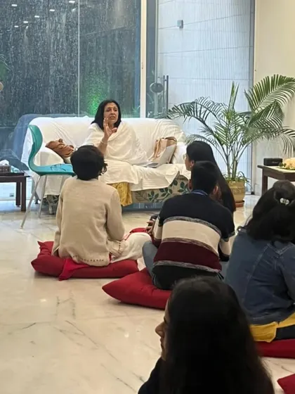 A facilitator sharing insights at the South Extension matrimony meet. Our meets are guided by experienced faculty to ensure a meaningful and comfortable experience for everyone.