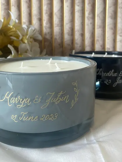 A throwback to these stunning glass candles that I engraved with couple's names and wedding dates. They made the perfect wedding gift and a beautiful, fragrant keepsake.