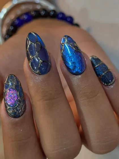 The way the light hits the different elements of this design is just magical.