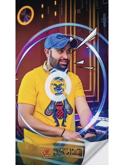 A stylized shot from a night at Pikkle Delhi. I've had the opportunity to play at many of the city's best-known venues, each one adding to my experience.