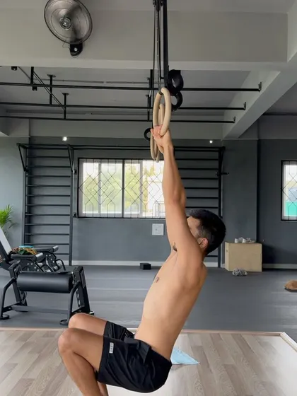 Working on the half-lay front lever. This is a challenging isometric hold that builds incredible pulling strength and core stability.