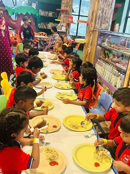 Playtime works up an appetite! For school trips and group bookings, I provide tasty, kid-friendly meals, served in a clean and organized setting so the fun can continue without a hitch.