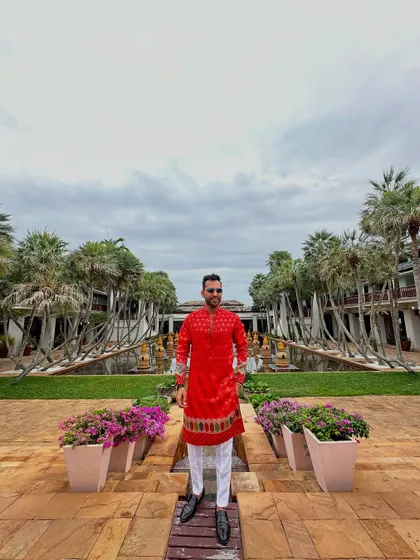 The beautiful backdrop of a resort in Thailand. I love capturing these moments that showcase the scale and beauty of the destination weddings I host.
