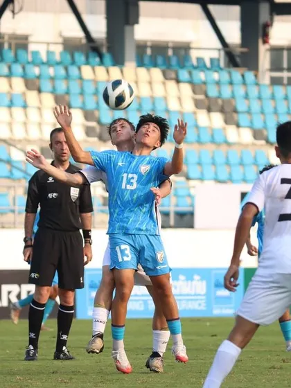 An intense moment of aerial competition during an Indian U17 match. Our training focuses on building the explosive power and timing needed to win these critical battles on the field.