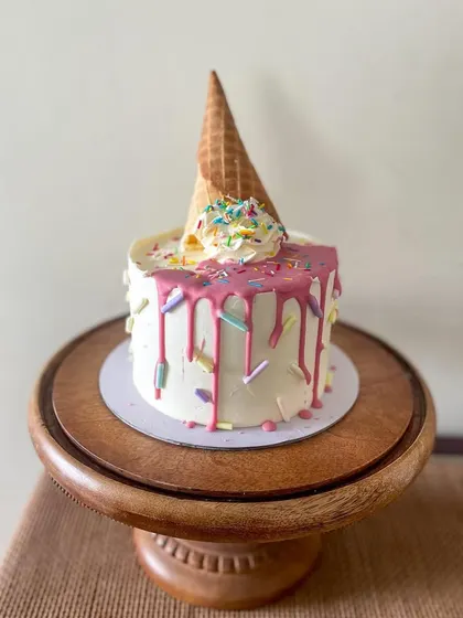 Another shot of the cute and colorful ice cream cone cake.