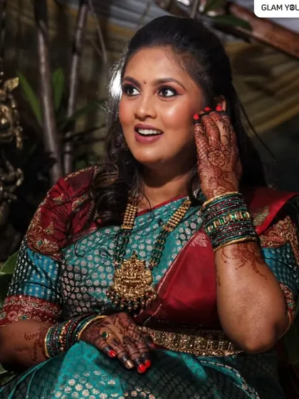 The power of the right makeup artist is that you look fresh, chic, and classic even after 10 hours. This bride's makeover for her event stayed put, looking just as beautiful at the end of the night.