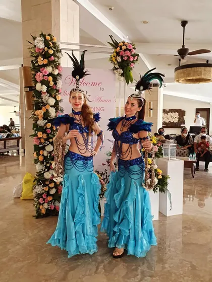 Our Russian belly dancers are ready to perform. Their vibrant costumes and energetic moves are sure to be a highlight of your event.
