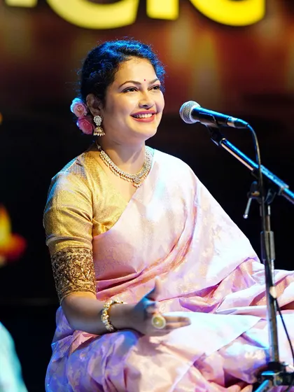 A beautiful on-stage moment from the Diwali concert.